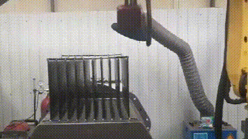 變壓器油箱焊接機器人